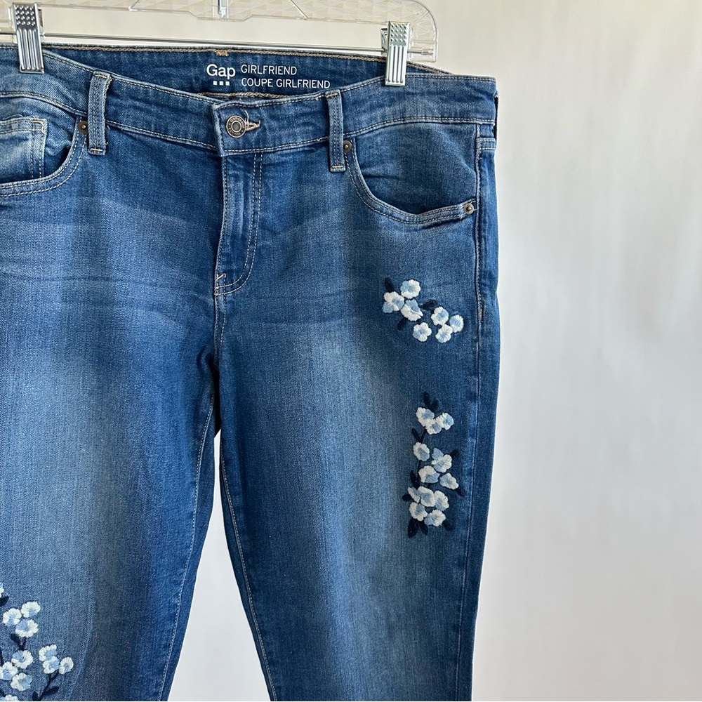 Gap Floral Embroidered Girlfriend Jeans - Picture 2 of 9